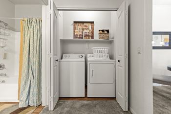 Full size washers & dryers
